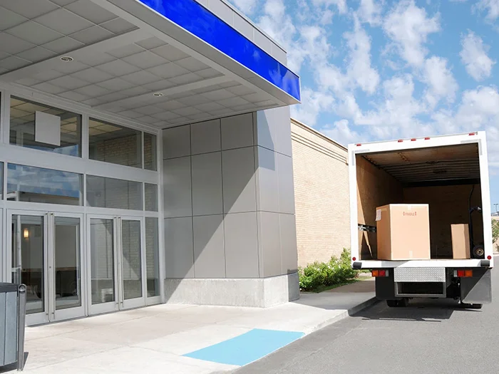 trustworthy commercial moving services